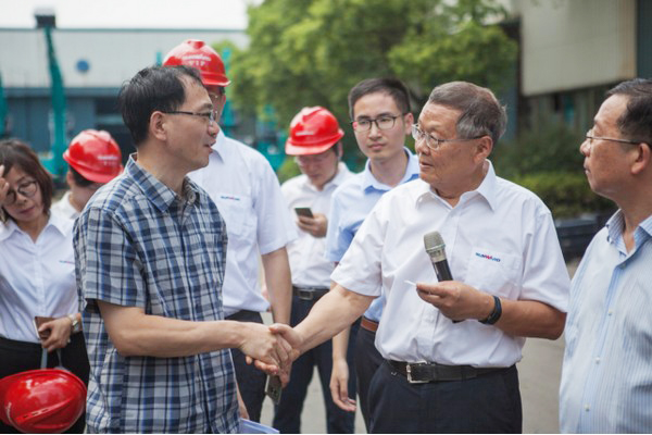 商务部合作司刘民强副司长一行调研安博官网体育(中国)有限公司官网
智能