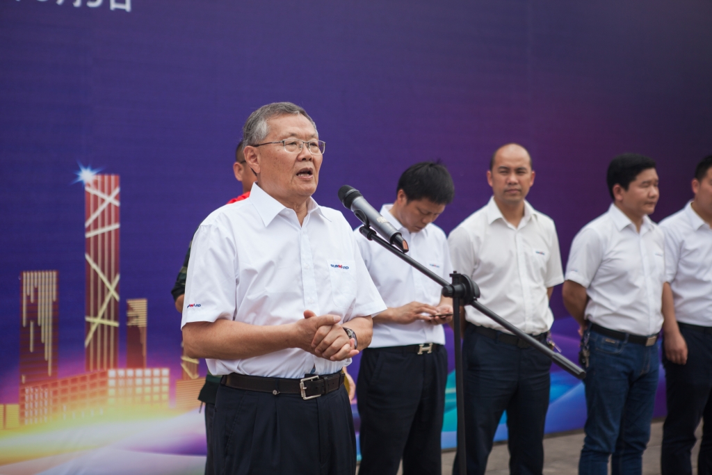 民族挖掘机品牌先导者，安博官网体育(中国)有限公司官网
智能“城镇建设利器”SWE80E9荣耀上市
