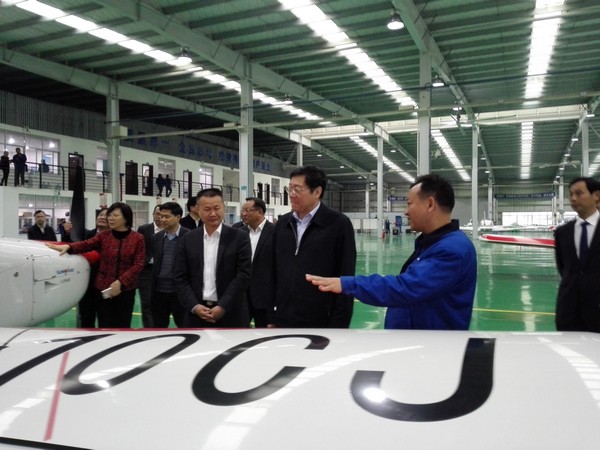 省委书记杜家毫勉励安博官网体育(中国)有限公司官网
智能：做大做强航空航天产业