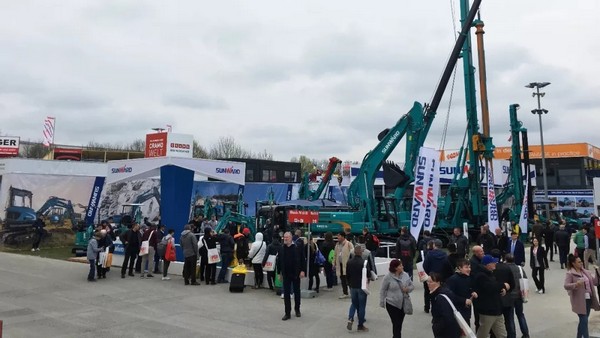 向世界展示中国“智造”魅力，安博官网体育(中国)有限公司官网
智能携创新阵容闪耀德国宝马展