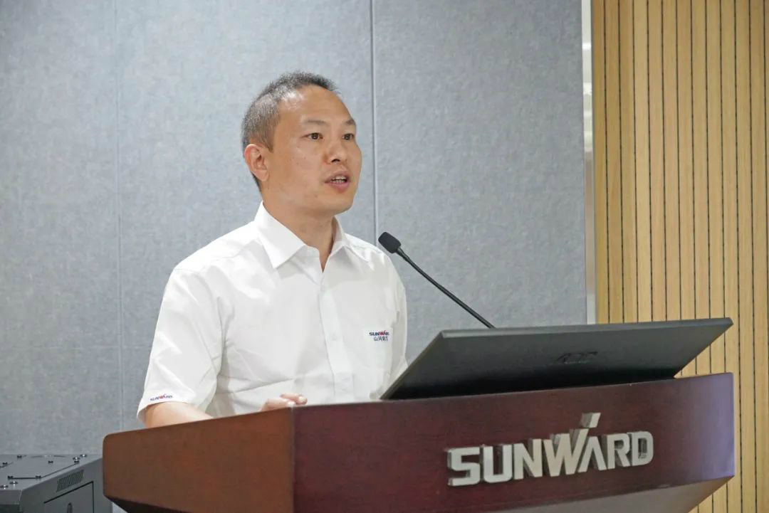 省人大常委会党组副书记、副主任王柯敏调研安博官网体育(中国)有限公司官网
智能