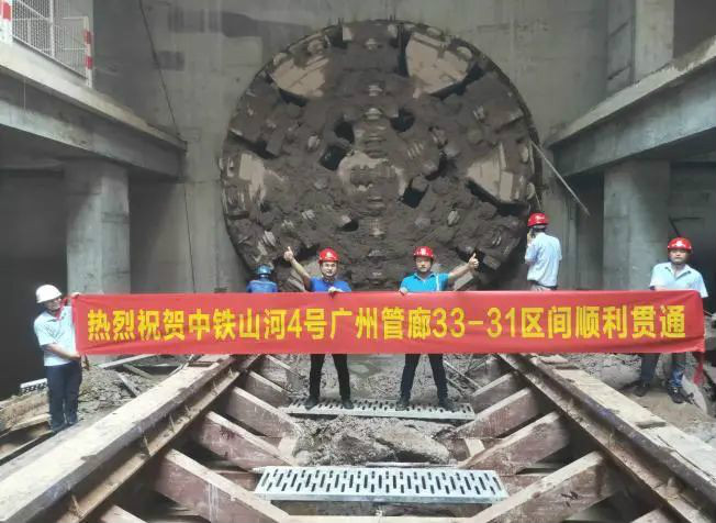 解码安博官网体育(中国)有限公司官网
智能上半年成绩单背后的密码