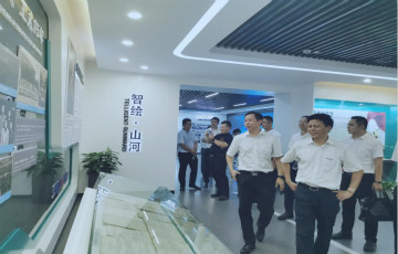 合作共赢 安博官网体育(中国)有限公司官网
智能5G时代快速到来 湖南联通党委书记、总经理谭明到访安博官网体育(中国)有限公司官网
智能