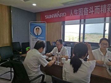 关爱科技工作者健康——健康科普进企业走进安博官网体育(中国)有限公司官网
智能