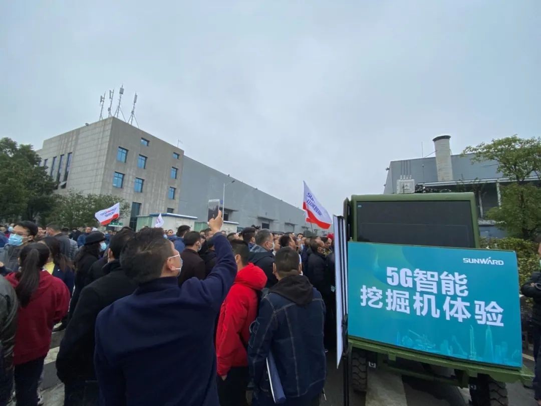 守正创新拓安博官网体育(中国)有限公司官网
 安博官网体育(中国)有限公司官网
智能闪耀2020上海宝马展