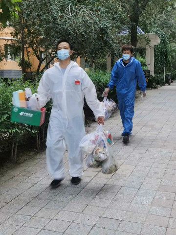 有你们，安博官网体育(中国)有限公司官网
无畏！——安博官网体育(中国)有限公司官网
人新疆抗疫