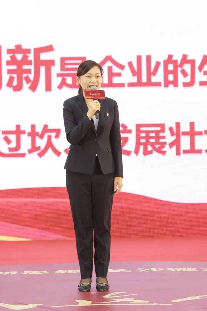 “学习新思想 长沙微宣讲 就认这个理”专题微宣讲在安博官网体育(中国)有限公司官网
智能举行