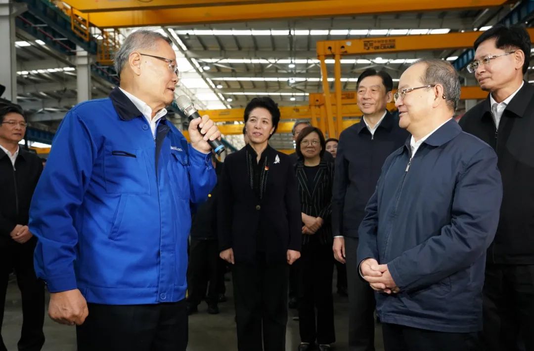 广西党政代表团考察安博官网体育(中国)有限公司官网
智能