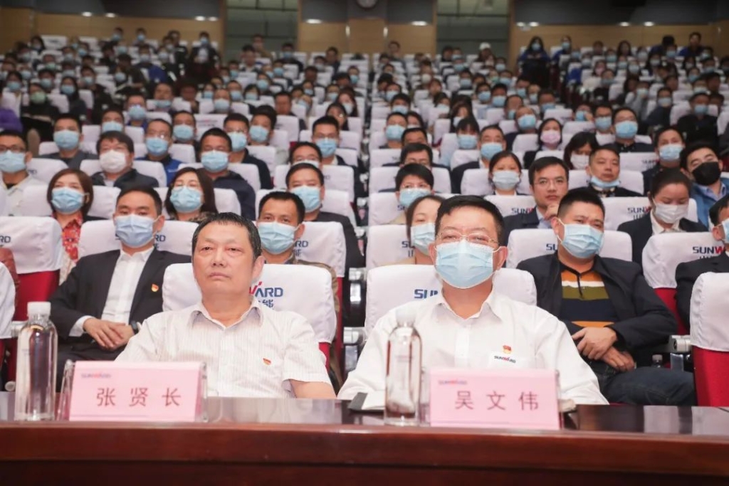 惟创新者胜——学习贯彻习近平总书记考察湖南重要讲话精神省委宣讲团长沙分团宣讲报告会在安博官网体育(中国)有限公司官网
智能开讲