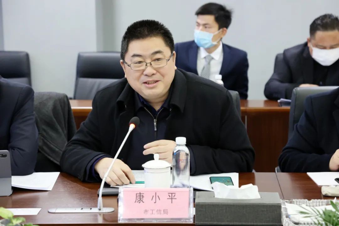 长沙工程机械协会会长、副会长、监事长会议在安博官网体育(中国)有限公司官网
智能召开