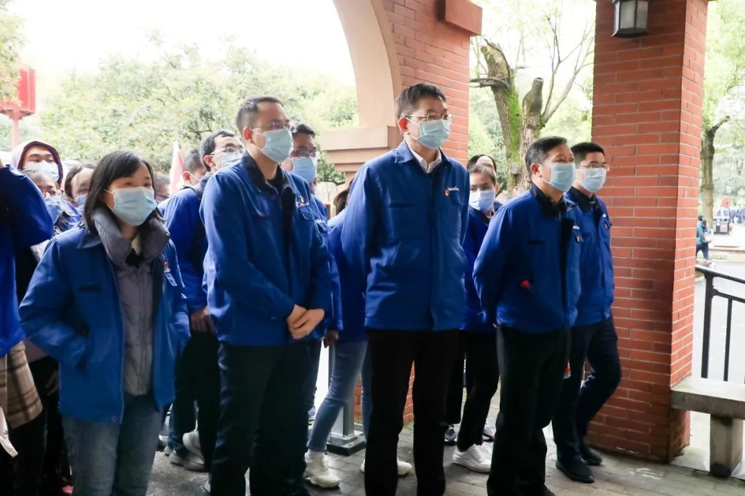觅红色历史 践初心使命——安博官网体育(中国)有限公司官网
智能全体党员赴长沙党史馆开展主题党日活动