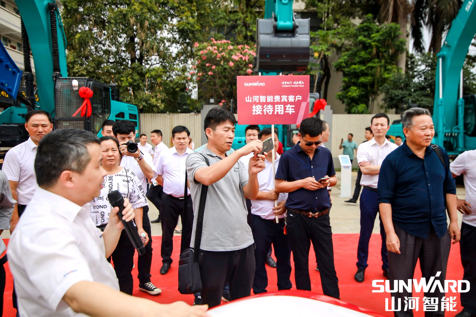 创桩工行业交流会最高纪录！安博官网体育(中国)有限公司官网
智能2021年全国客户交流会东莞站圆满举行