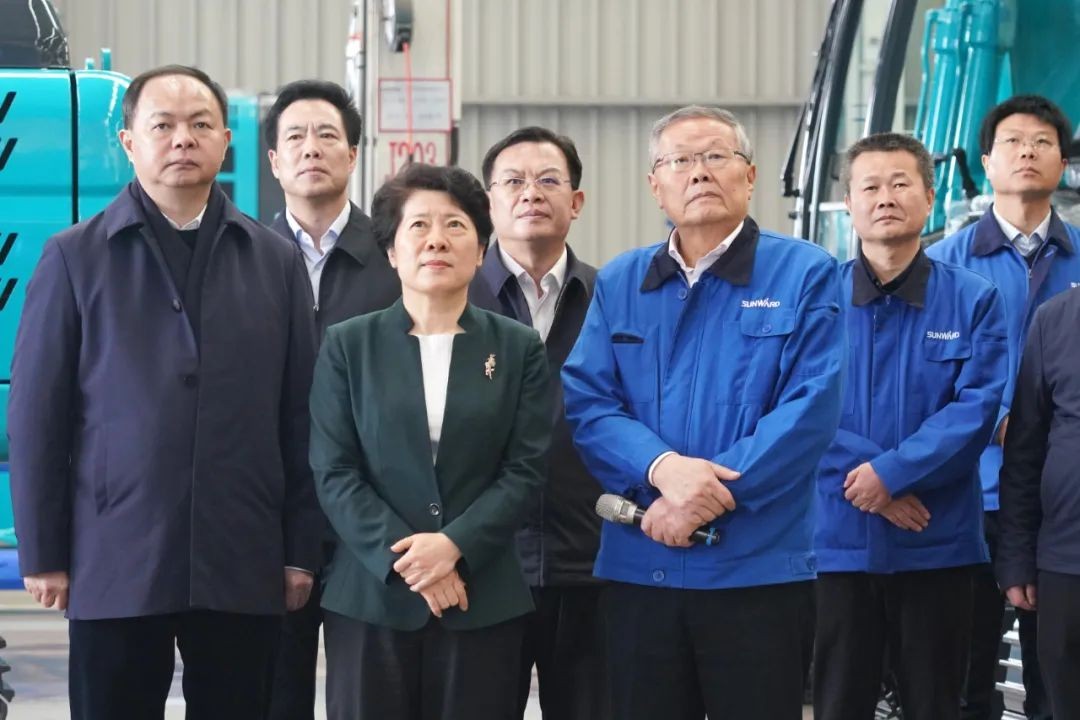 吴桂英调研安博官网体育(中国)有限公司官网
智能
