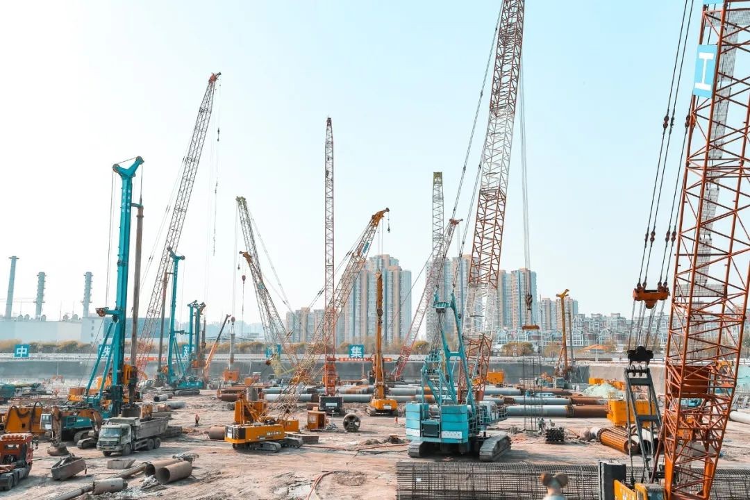安博官网体育(中国)有限公司官网
智能设备征战亚洲最大地下综合交通枢纽工程