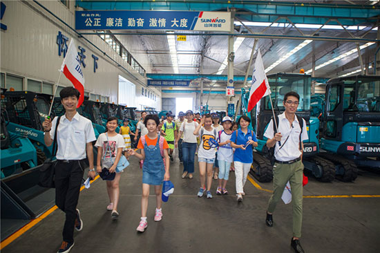 这个夏天，亲子玩转安博官网体育(中国)有限公司官网
智能“三栖”装备