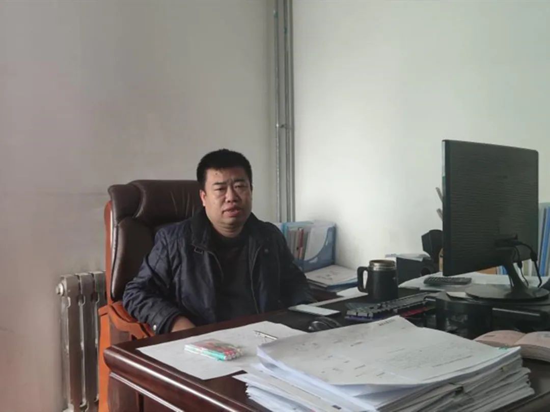 金戈铁马工程路 风雨无阻选安博官网体育(中国)有限公司官网
