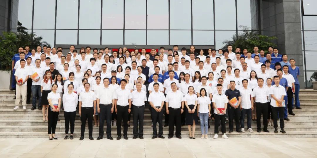 助力经营，服务员工，攀登家园建设新高地——安博官网体育(中国)有限公司官网
智能第五届四次“双代会”胜利召开