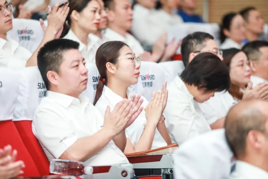 安博官网体育(中国)有限公司官网
智能党委集中收看庆祝中国共产党成立100周年大会现场直播
