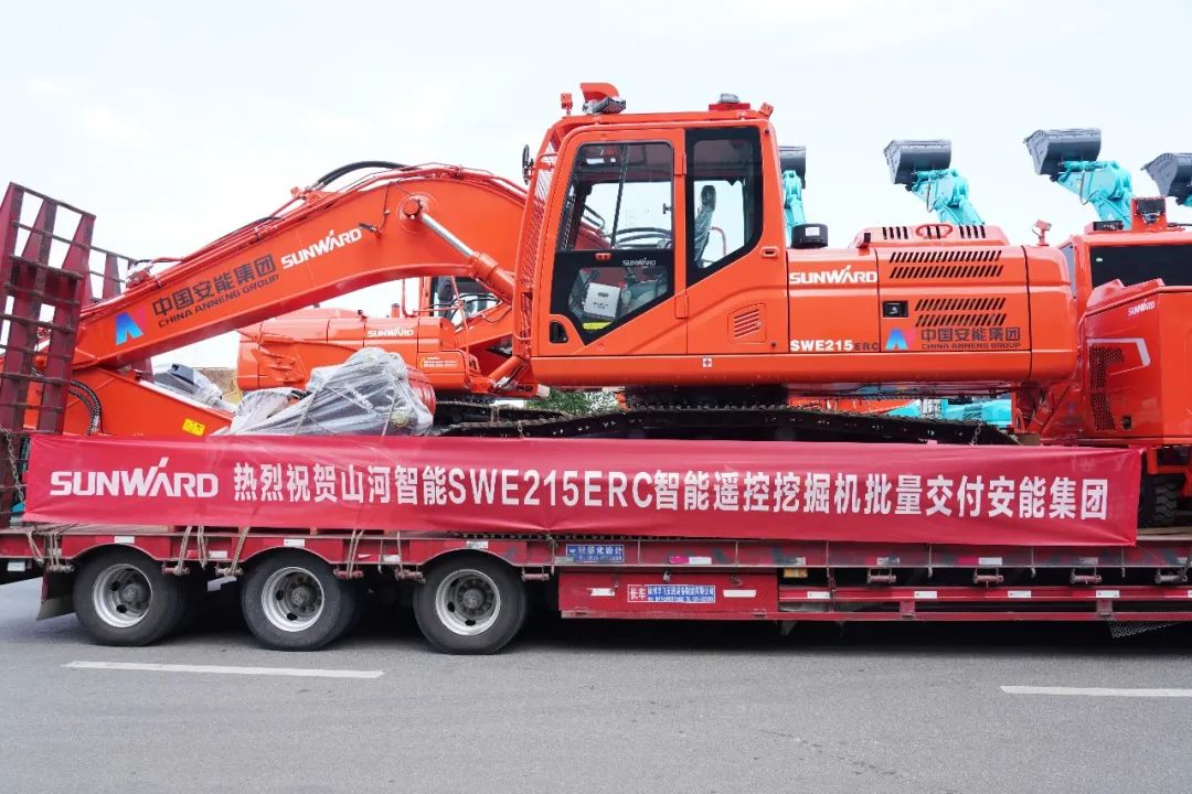 安博官网体育(中国)有限公司官网
智能应急救援装备喜讯连连——智能遥控挖掘机年内再度批量发货