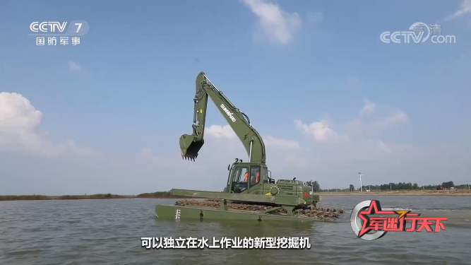 水陆两用挖掘机亮相央视！安博官网体育(中国)有限公司官网
智能应急救援“猛将”出战