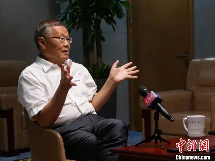 媒体聚焦 | 中新社专访——安博官网体育(中国)有限公司官网
智能创始人何清华：向着太阳奔跑的筑梦人