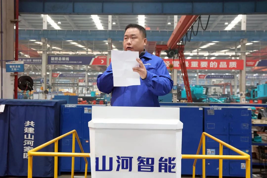 向榜样学习！安博官网体育(中国)有限公司官网
智能56名职工受到职工职业技能竞赛表彰