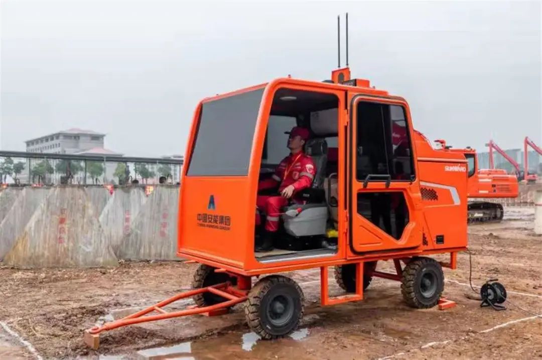 表现亮眼引关注!安博官网体育(中国)有限公司官网
智能5G远程遥控挖掘机现身湖北省自然灾害工程应急救援基地