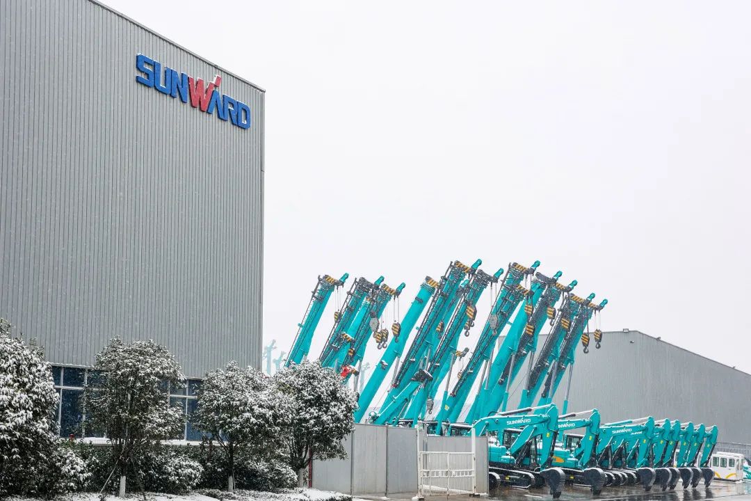 瑞雪兆丰年，邀您共赏雪中安博官网体育(中国)有限公司官网
！