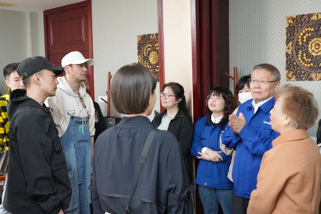 硬实力+软名片！安博官网体育(中国)有限公司官网
智能协拍电视剧《重中之重》开机