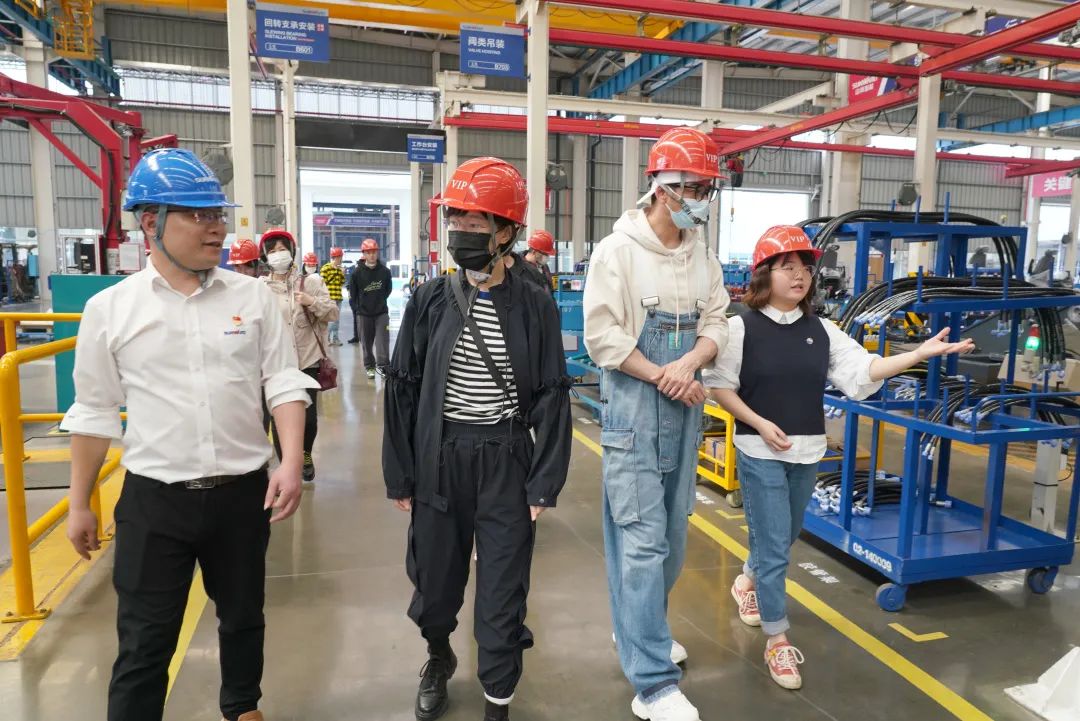 硬实力+软名片！安博官网体育(中国)有限公司官网
智能协拍电视剧《重中之重》开机