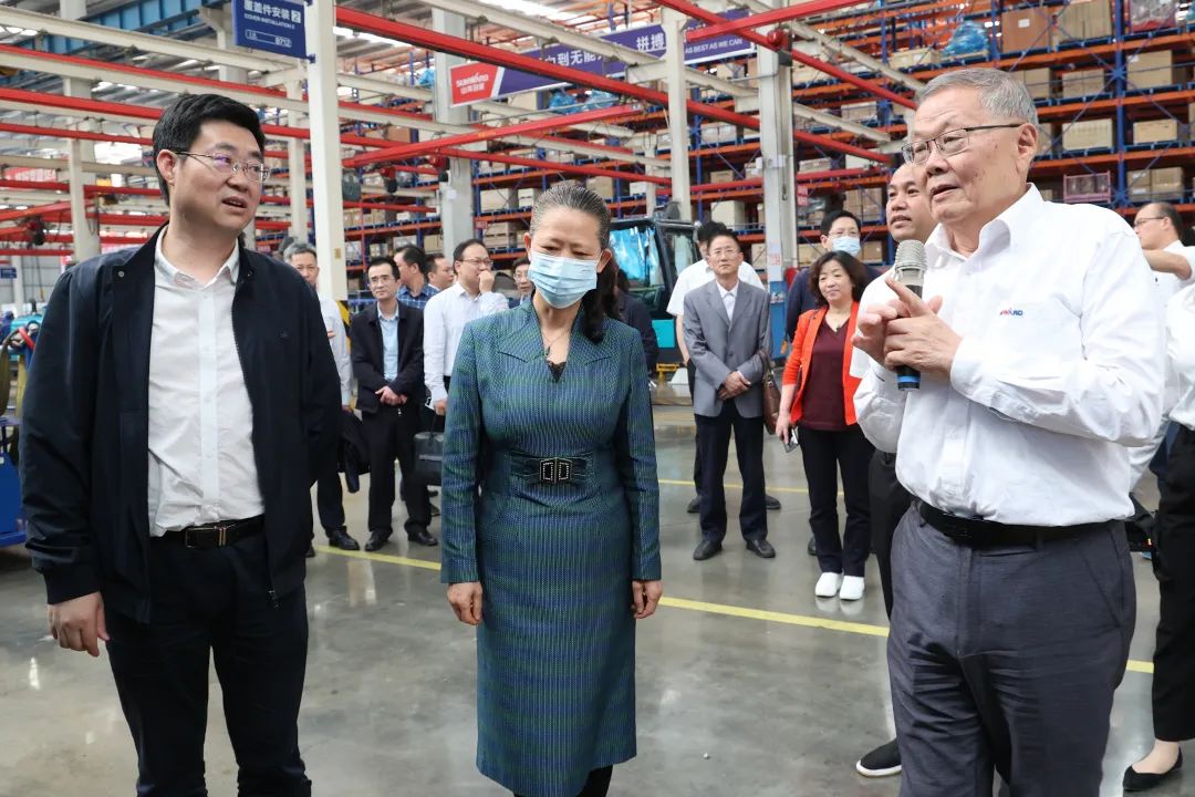 深化产学研合作！中南大学校长、中国工程院院士田红旗率团拜访安博官网体育(中国)有限公司官网
智能