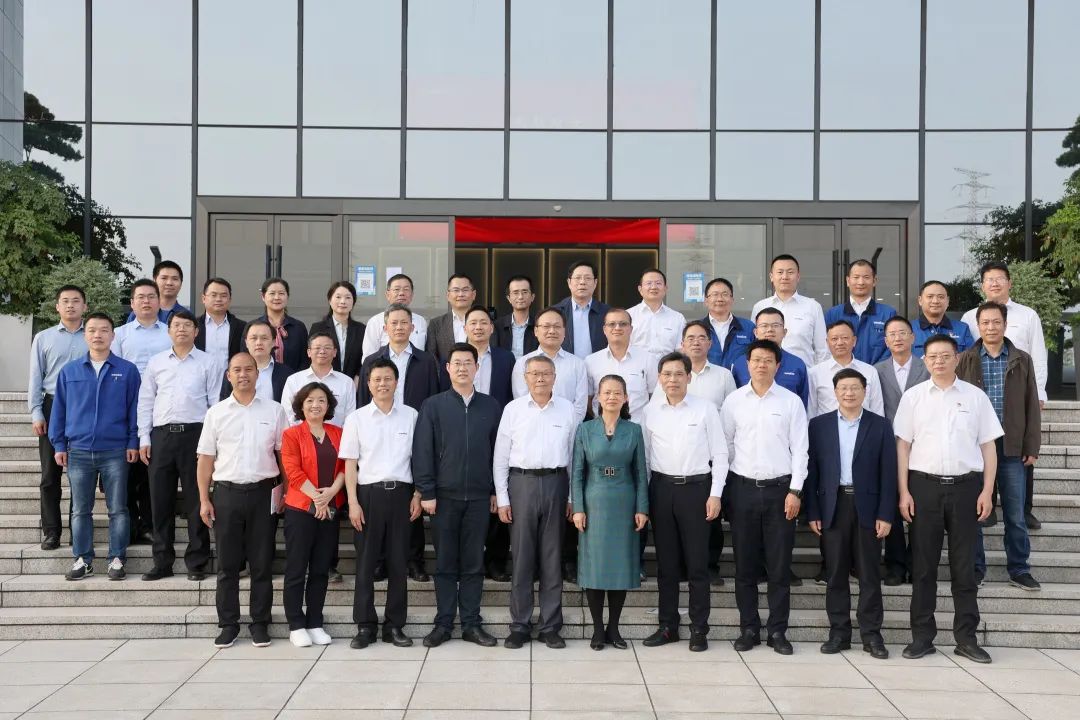 深化产学研合作！中南大学校长、中国工程院院士田红旗率团拜访安博官网体育(中国)有限公司官网
智能