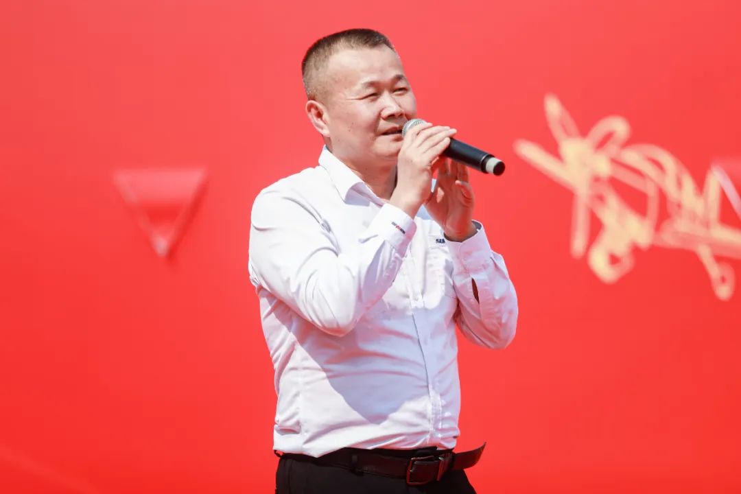 喜迎二十大 携手向未来 | 安博官网体育(中国)有限公司官网
智能成立23周年庆祝表彰大会暨趣味运动会隆重举行