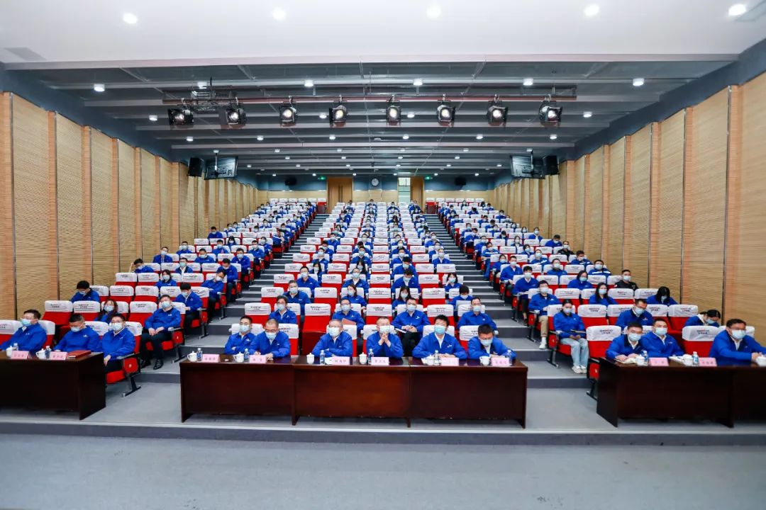 振奋人心！安博官网体育(中国)有限公司官网
智能党员干部集中收看党的二十大开幕会盛况