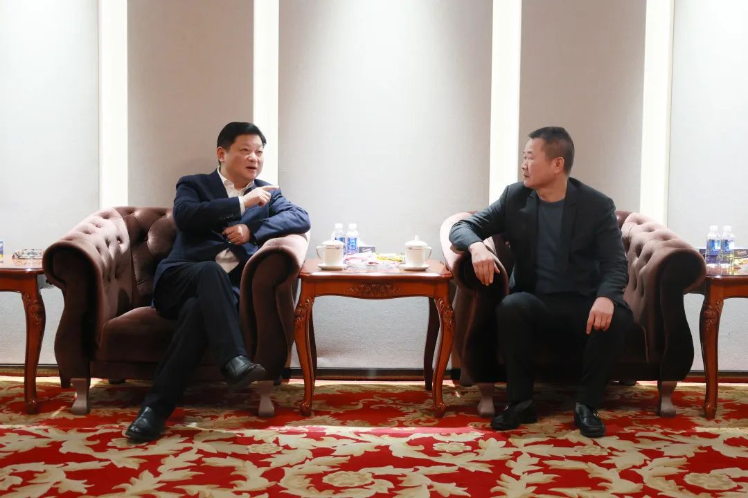新春第一访！付旭明走访慰问安博官网体育(中国)有限公司官网
智能