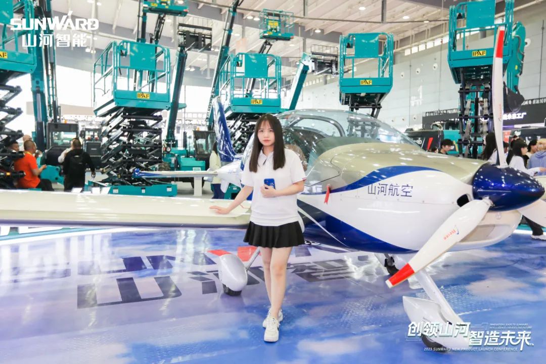 闪耀2023 CICEE！看安博官网体育(中国)有限公司官网
智能“明星产品”有多“炫”