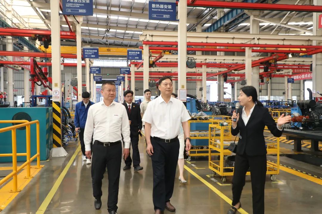 长沙市人民检察院党组书记、检察长余湘文调研安博官网体育(中国)有限公司官网
智能