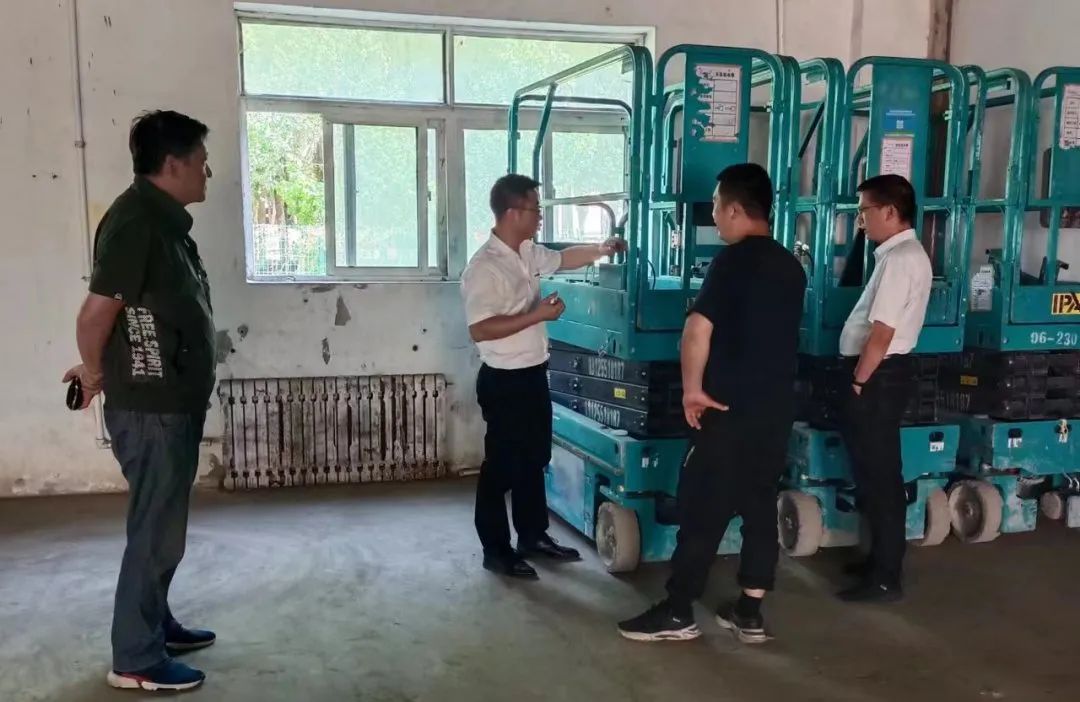 倾听客户心声！安博官网体育(中国)有限公司官网
智能高空机械“服务万里行”走进东北