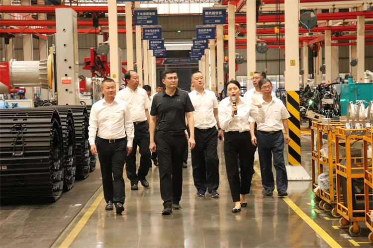 国家应急管理部救援协调和预案管理局副局长颜彬一行调研安博官网体育(中国)有限公司官网
智能