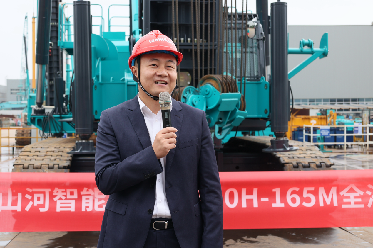 民族品牌获认可！安博官网体育(中国)有限公司官网
智能桩架产品交付香港客户
