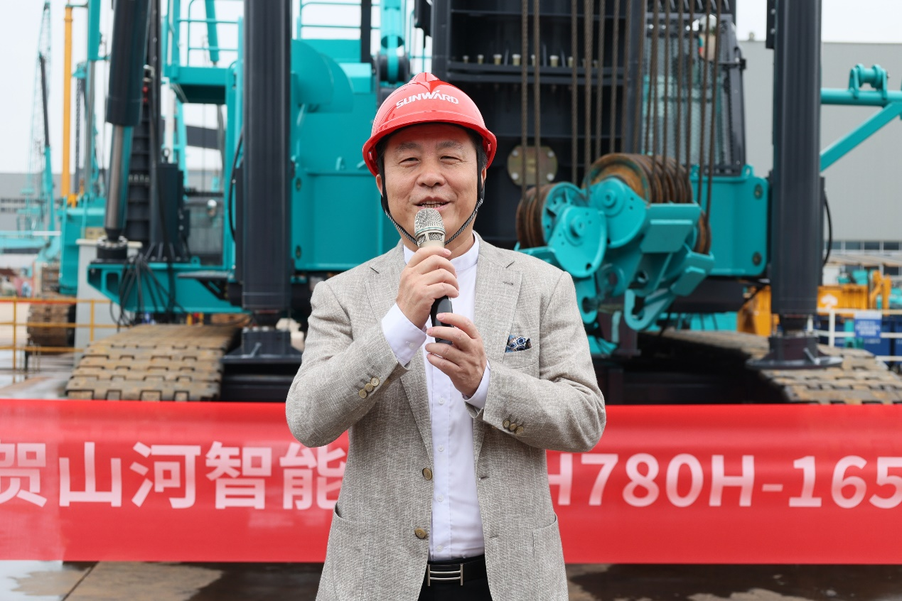 民族品牌获认可！安博官网体育(中国)有限公司官网
智能桩架产品交付香港客户