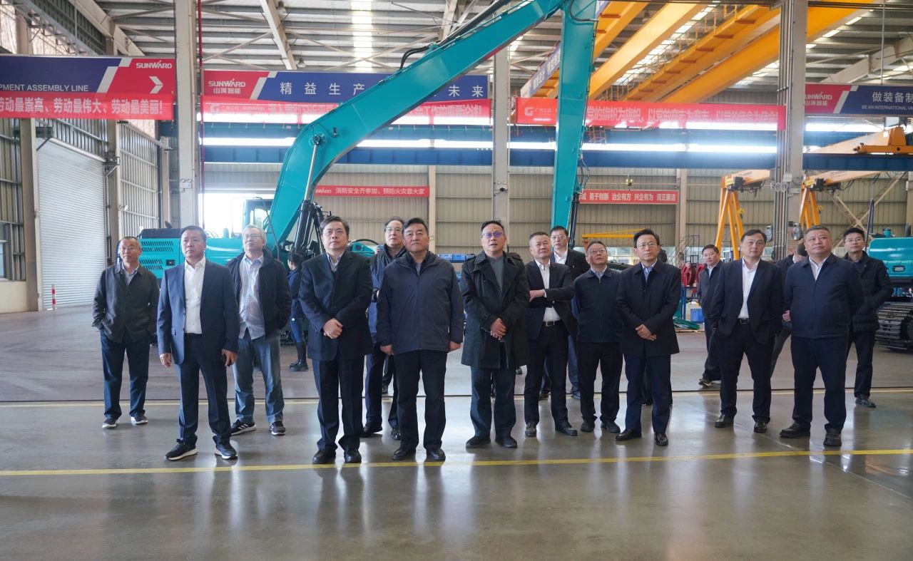 聚焦装备再制造！上海市政协副主席、党组副书记肖贵玉带队调研安博官网体育(中国)有限公司官网
智能