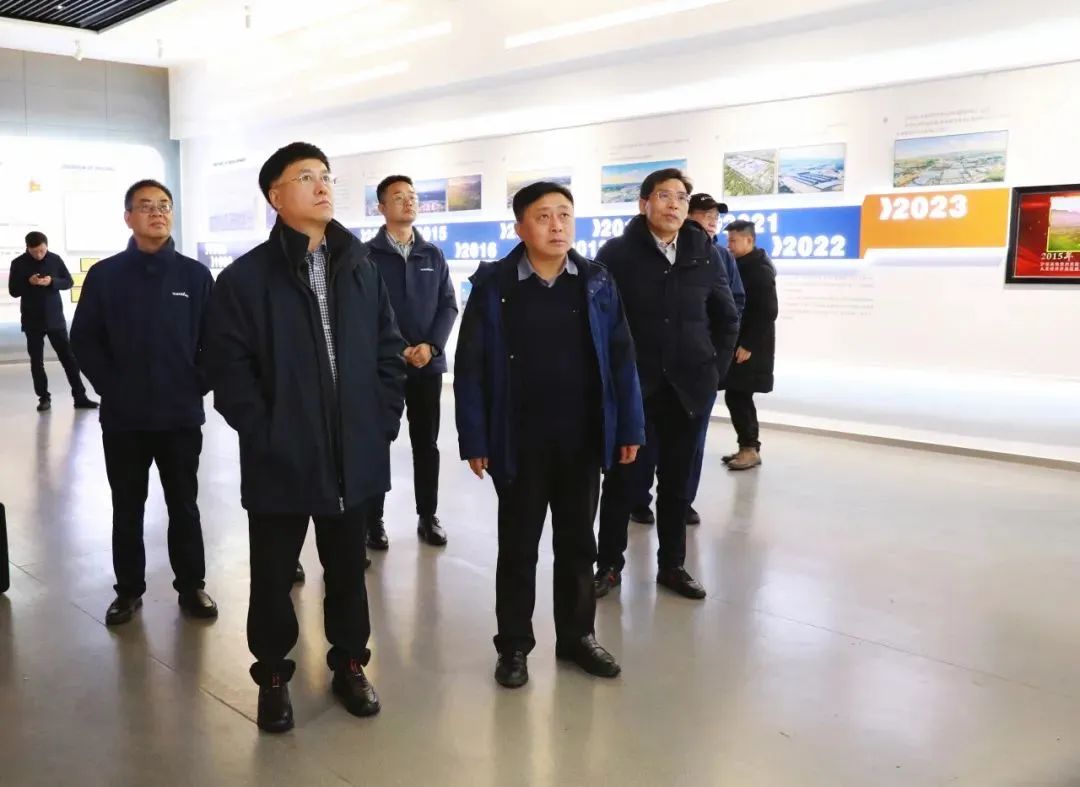 加快发展新质生产力 景广军率队到博邦安博官网体育(中国)有限公司官网
贵州大龙项目基地考察