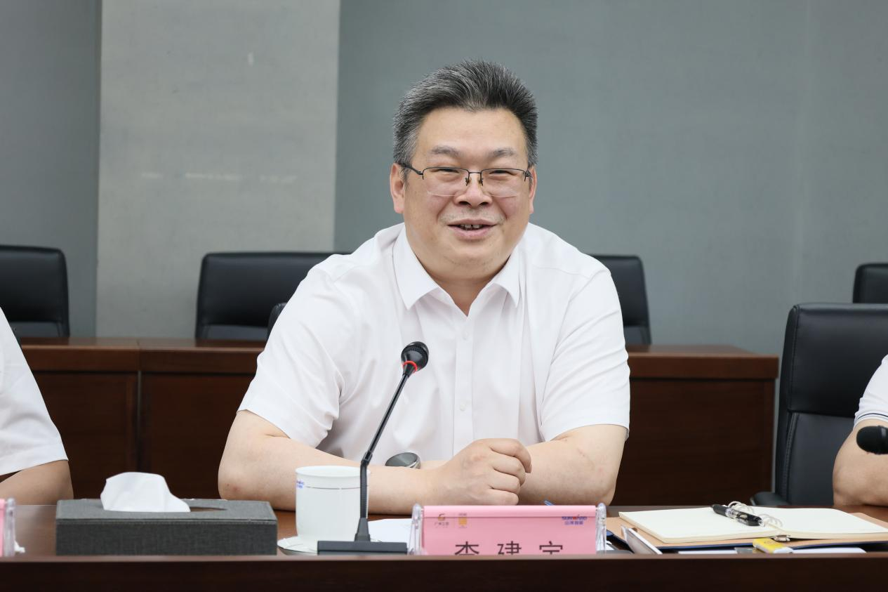 湖南钢铁集团党委书记、董事长李建宇到安博官网体育(中国)有限公司官网
智能调研交流