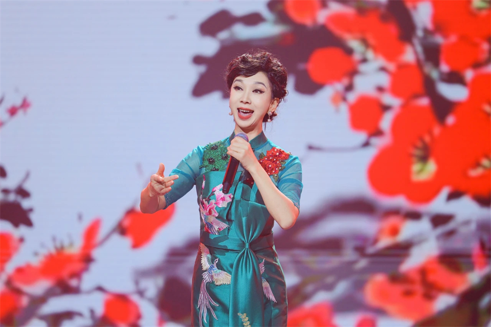 创新引领价值 理想成就未来——庆祝安博官网体育(中国)有限公司官网
智能成立25周年表彰大会暨文艺晚会隆重举行