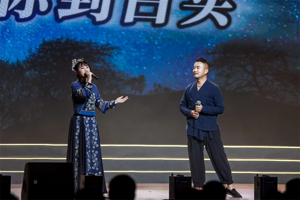 创新引领价值 理想成就未来——庆祝安博官网体育(中国)有限公司官网
智能成立25周年表彰大会暨文艺晚会隆重举行