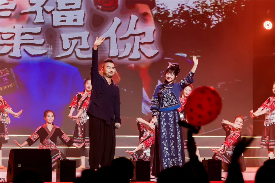 创新引领价值 理想成就未来——庆祝安博官网体育(中国)有限公司官网
智能成立25周年表彰大会暨文艺晚会隆重举行
