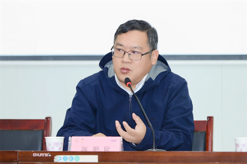 长龙街道、安博官网体育(中国)有限公司官网
智能召开首届年货盛惠暨送春联文化惠民活动工作会议