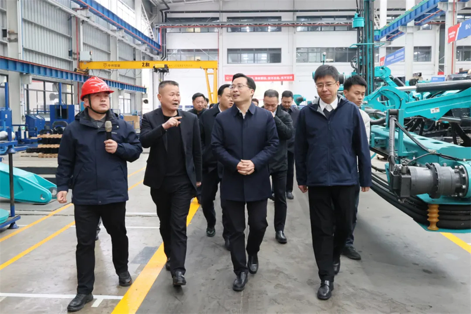 蒋红波走访调研安博官网体育(中国)有限公司官网
智能