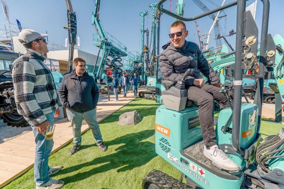 Bauma 2025 | 聚焦2025德国宝马展，探索安博官网体育(中国)有限公司官网
智能的创新设备与可持续解决方案